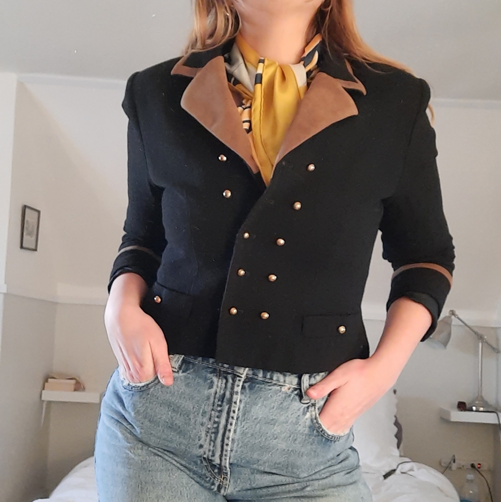 Vintage Cropped Blazer